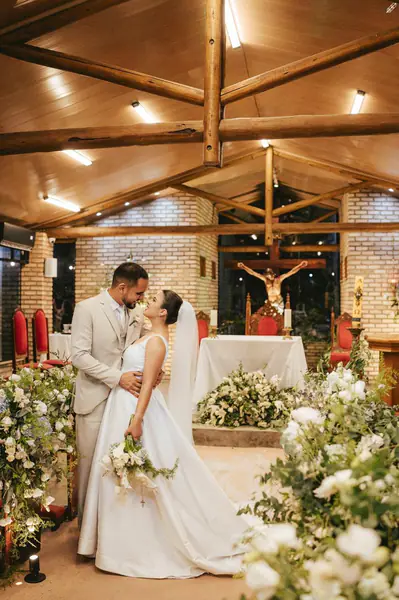 Foto do casal Milena & Lucas